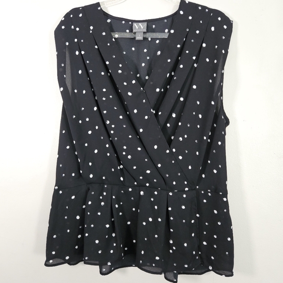 Worthington Black Sleeveless Blouse White Spot Faux Wrap Peplum Top Sizw… - Picture 1 of 11